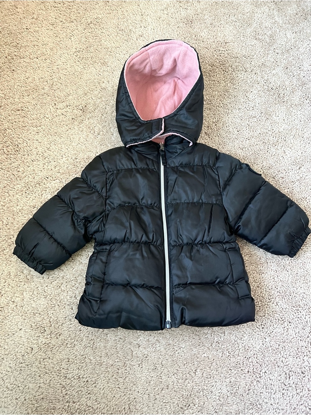 Kids Hooded Puffer Jacket - Black size 12 months in good condition